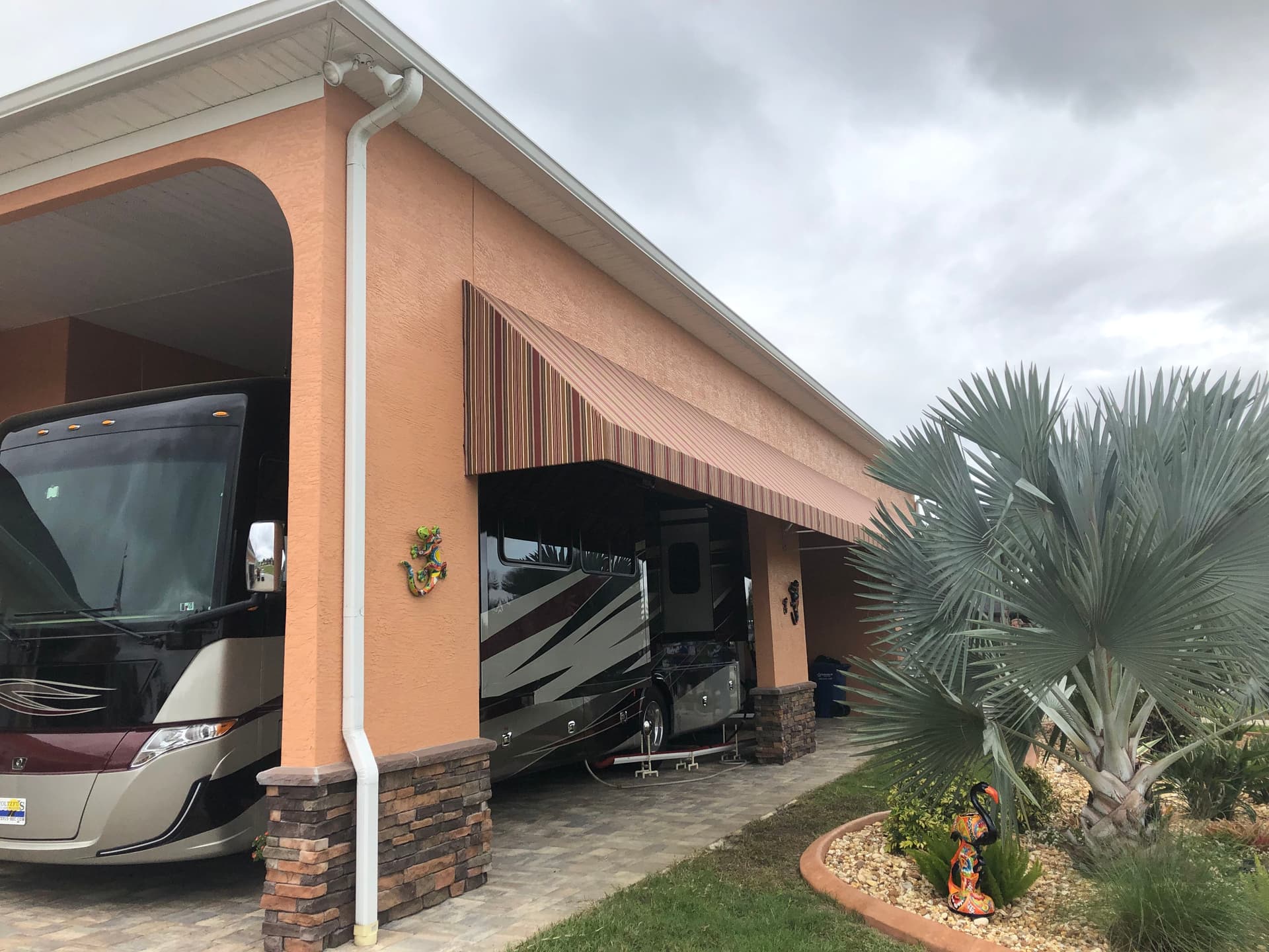 Gallery photos for Custom Aluminum Frame Awning with Sunbrella Canvas in Polk City: Image #3