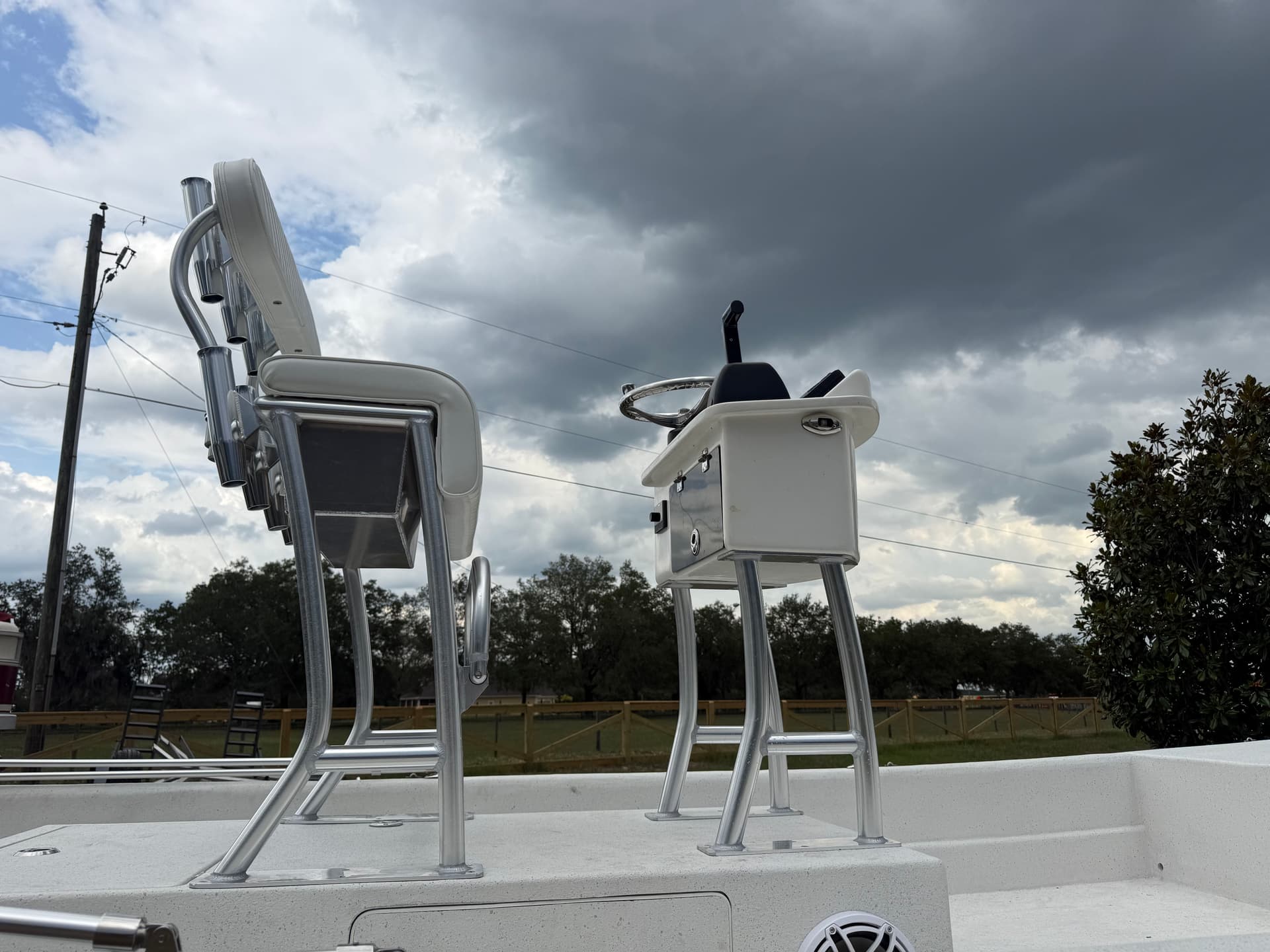 Gallery photos for Custom Driving Station and Leaning Post Built for the Water: Image #1