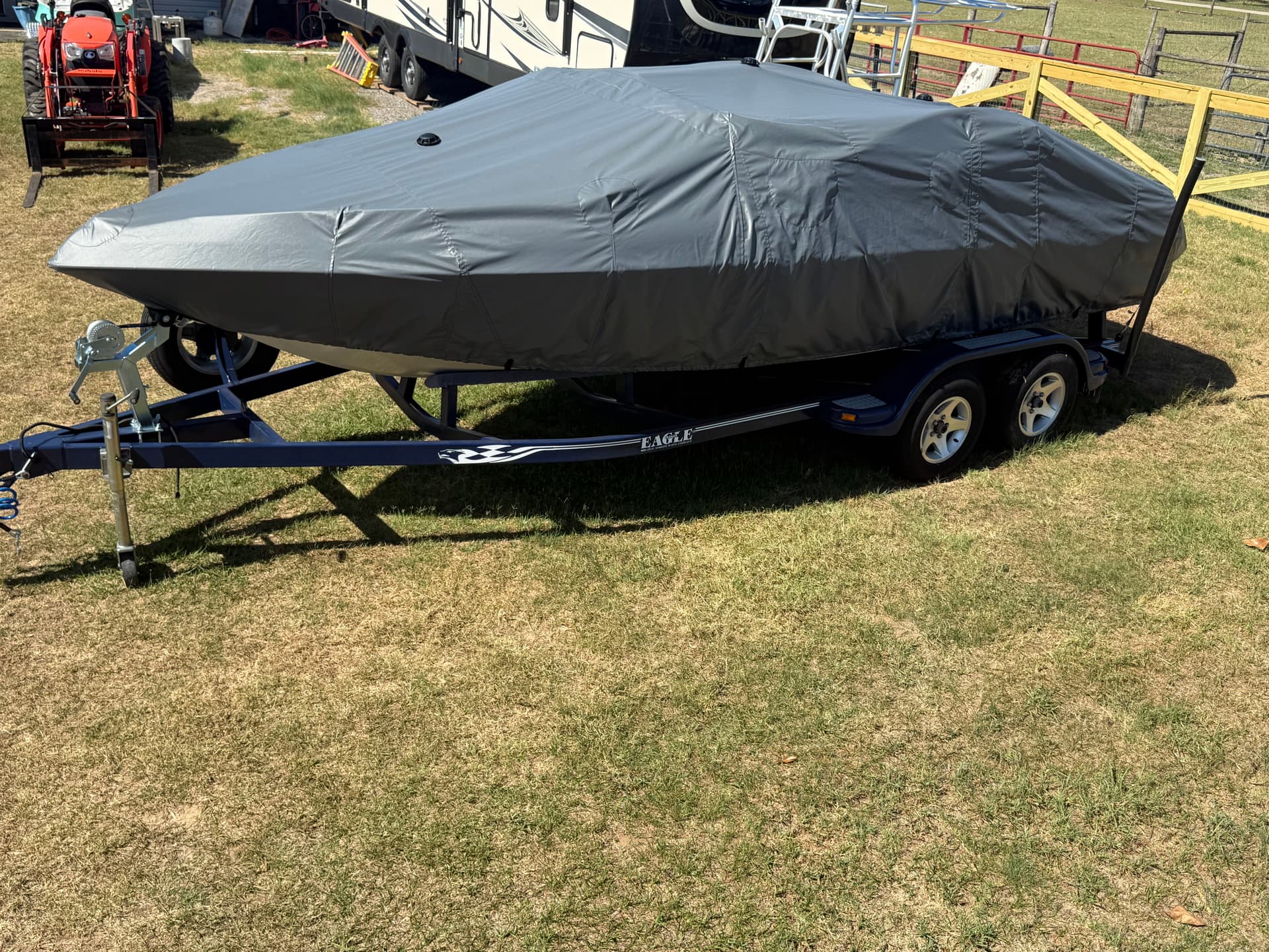 Gallery photos for Bimini Top Recover and Vented Boat Covers for a Malibu Wakesetter: Image #1