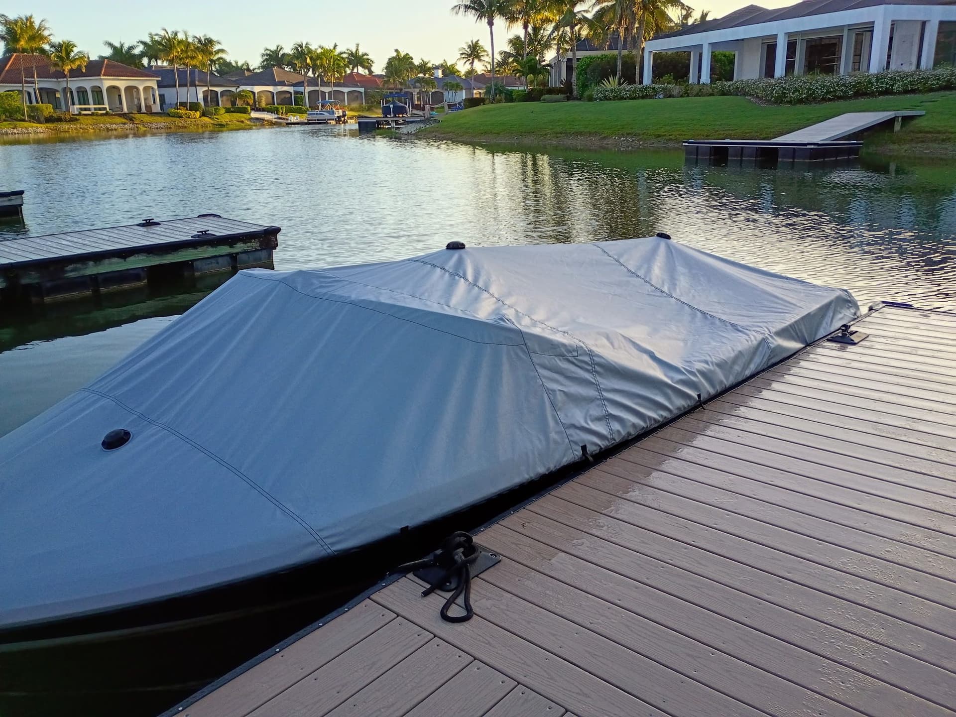 Gallery photos for Custom Short Cover Built for a Ski Nautique: Image #1